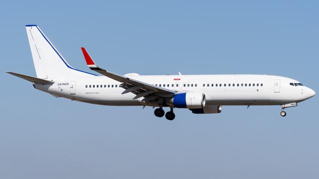 LN-NGS:Boeing 737-800:Norwegian Air Shuttle